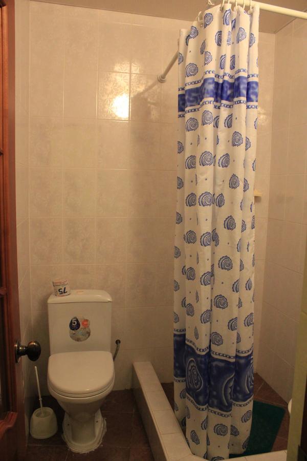 Emiliya Guest House Gagra Exterior photo